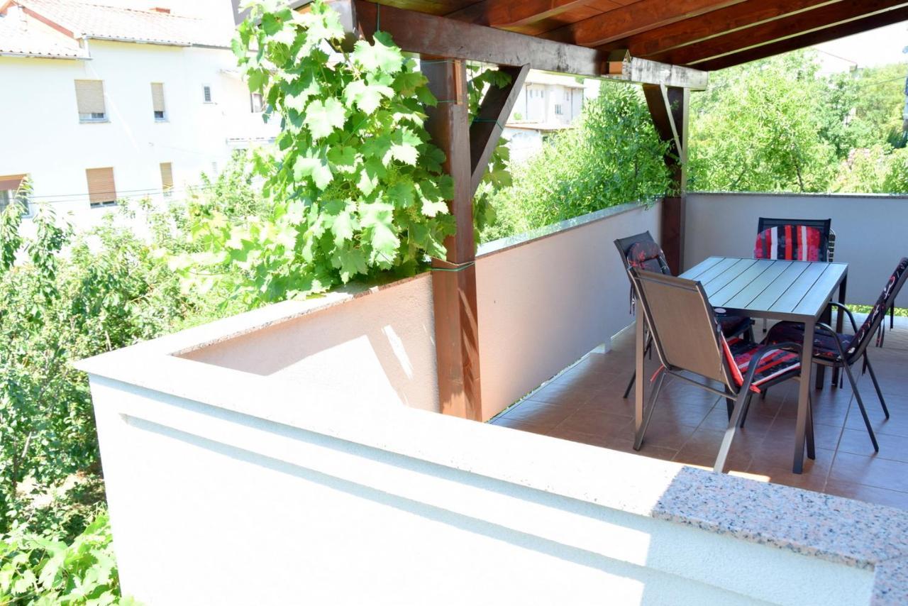 Villy City Apartment Palit Εξωτερικό φωτογραφία