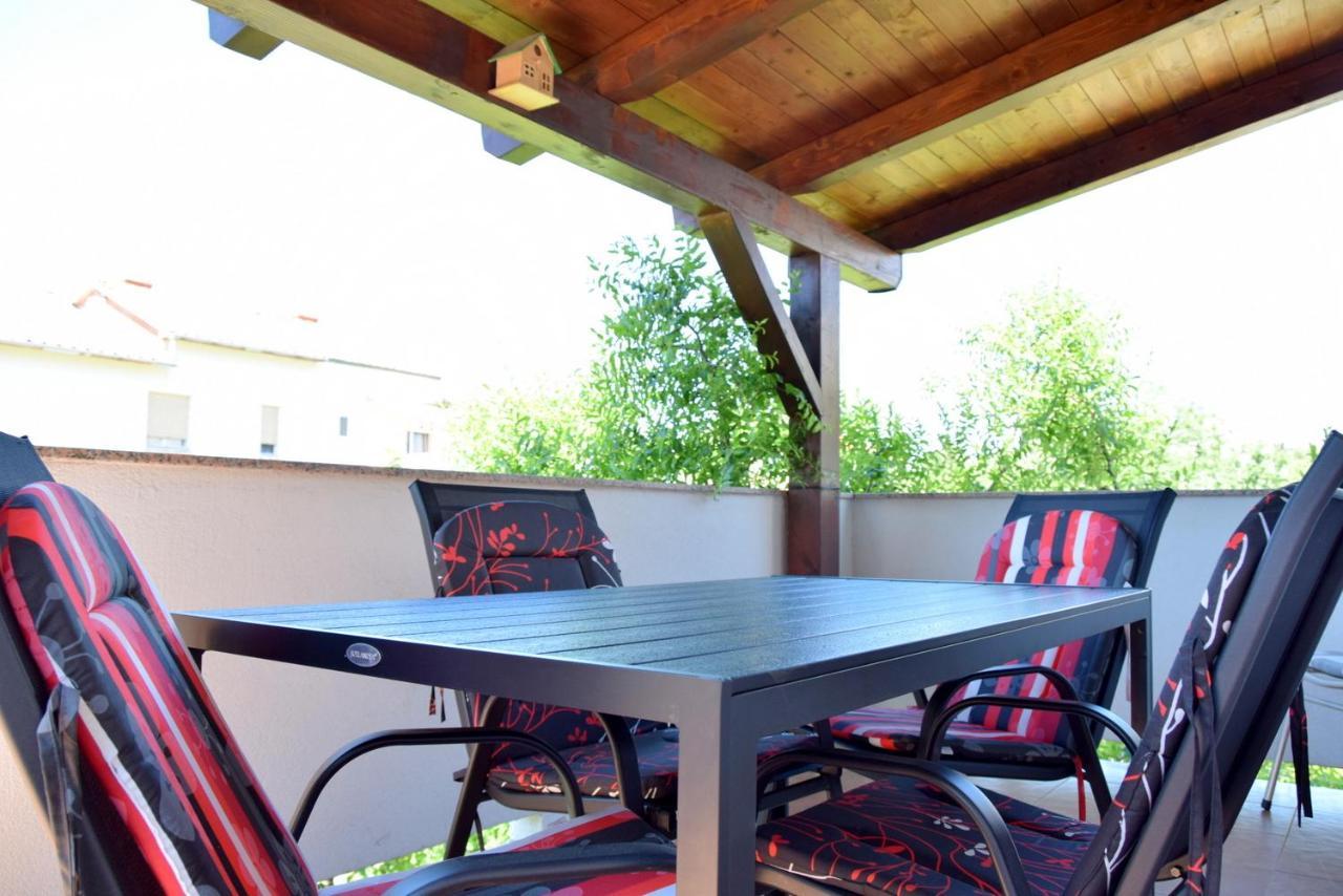 Villy City Apartment Palit Εξωτερικό φωτογραφία